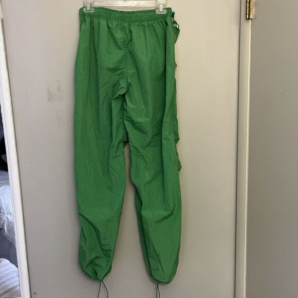 Bershka Green Baggy Parachute Pants Small Women Tech Joggers Streetwear Blogger - Picture 8 of 16